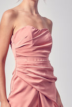 Load image into Gallery viewer, Janice Midi Dress
