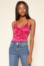 Load image into Gallery viewer, Natalie Floral Ruched Cami
